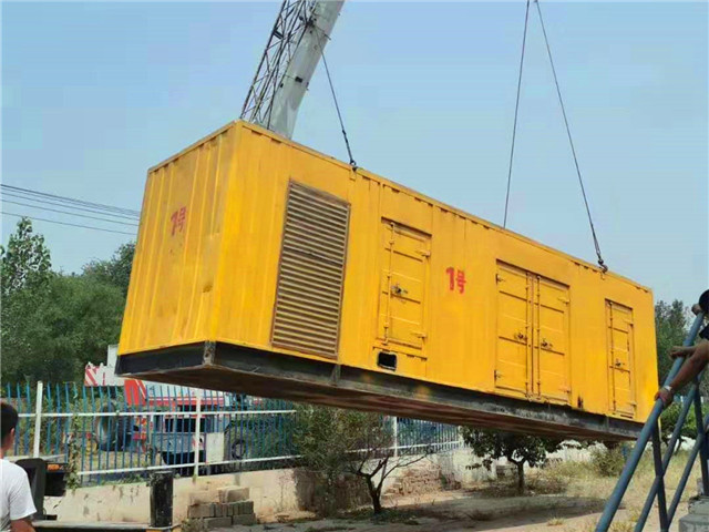 盐亭300KW柴油发电机组油耗是多少?