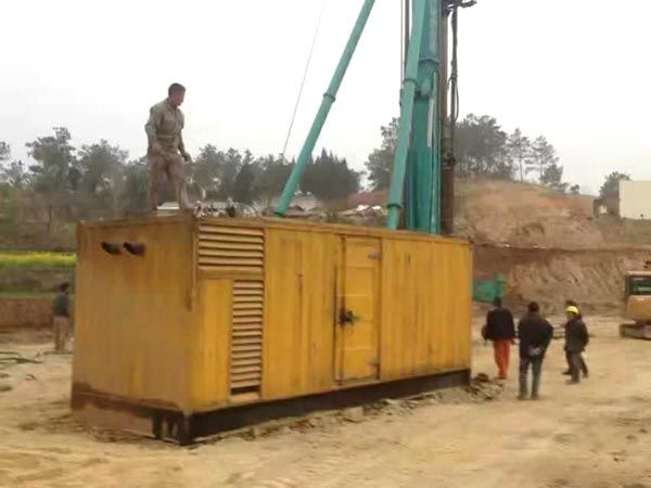 盐亭如何判断水冷式机油散热器密封件是否需要更换？
